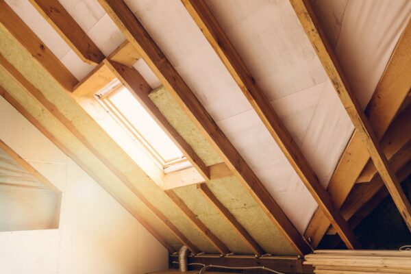 Grenier-de-la-maison-sous-la-construction- Grenier-de-la-maison-sous-la-construction-